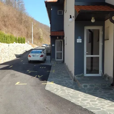 Park 2016 Apartment Surdulica